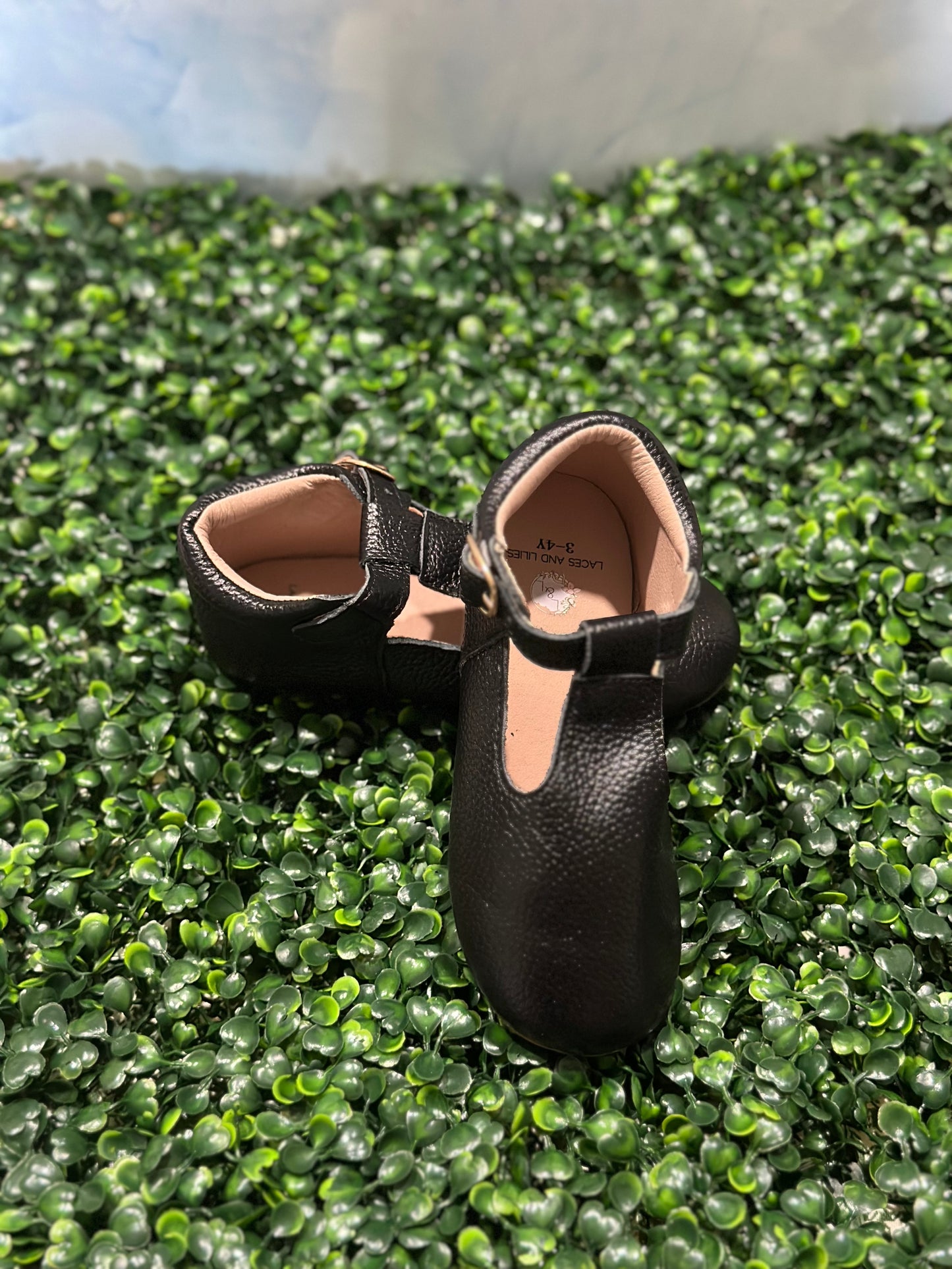 Iris Flats Black