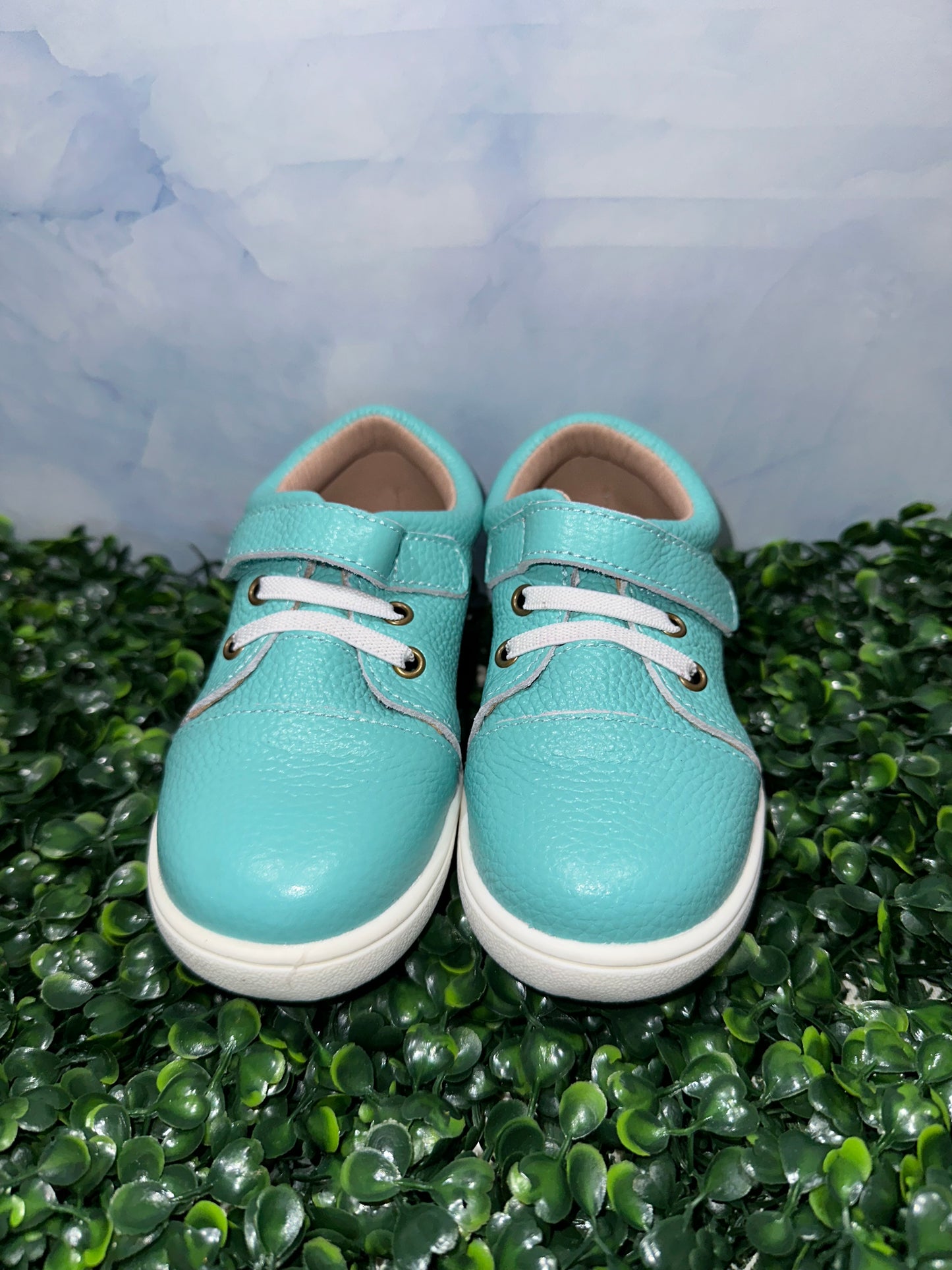 Clover Sneakers Tiffany Blue