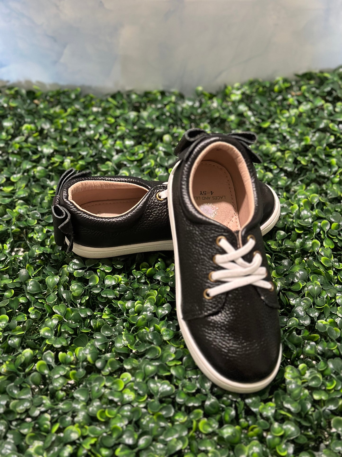 Blossom Sneakers Black