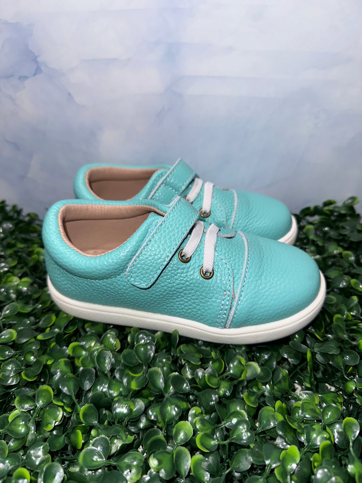 Clover Sneakers Tiffany Blue