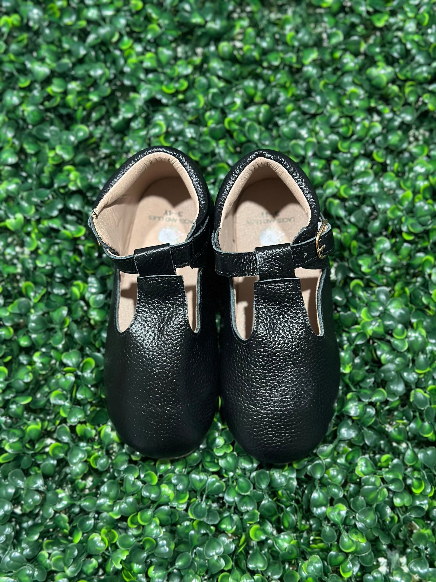 Iris Flats Black